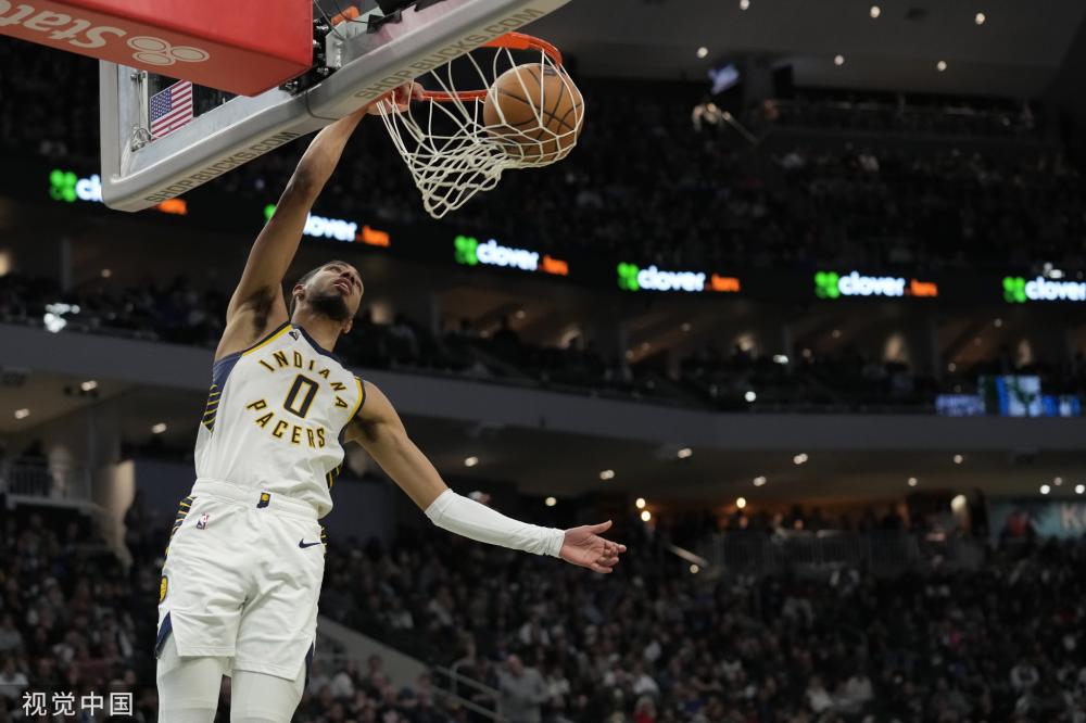 让俱乐部在 让俱乐部在