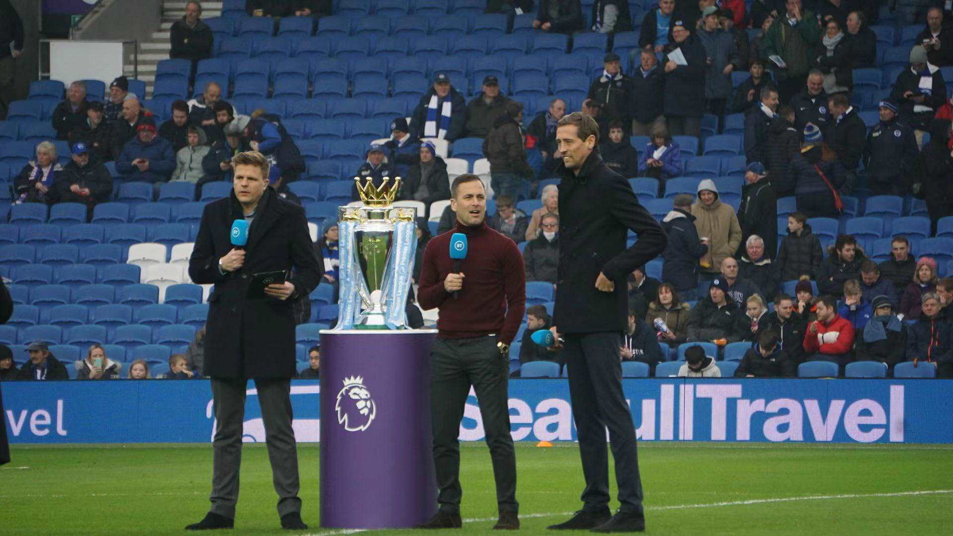 在复杂的岩 在复杂的岩